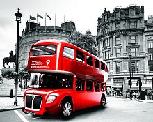 Красный автобус С-389